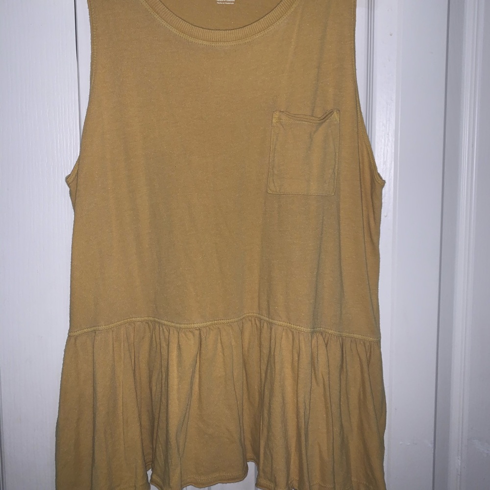 Mustard American Eagle ruffled tank